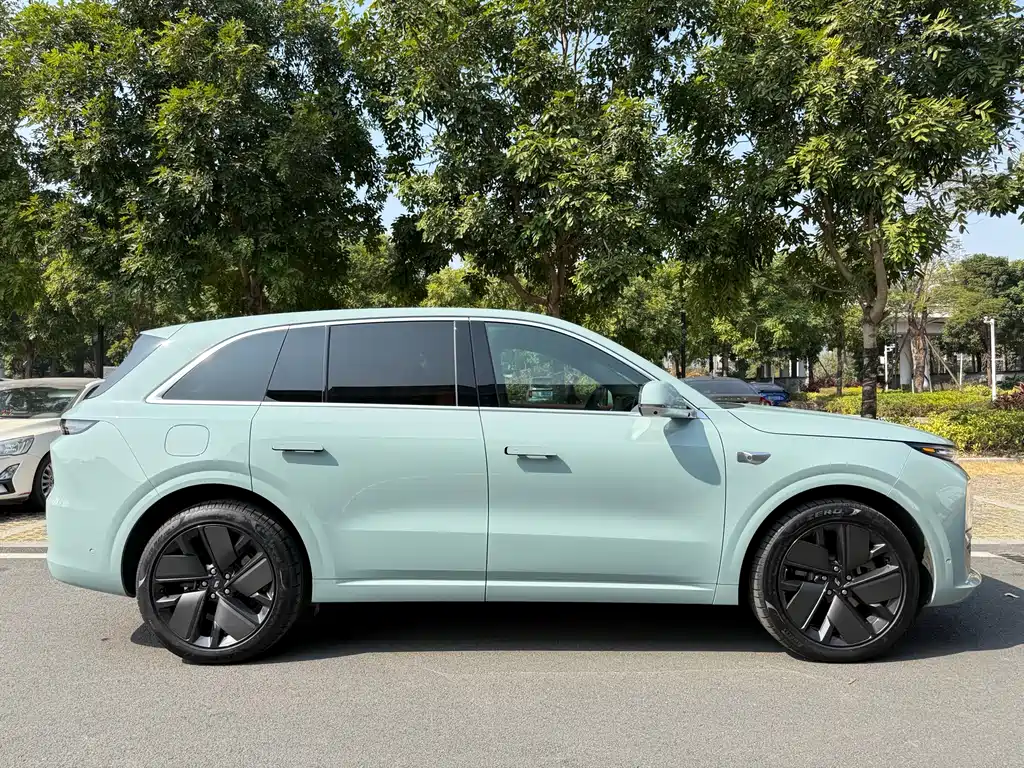 Li Auto IDEAL L6