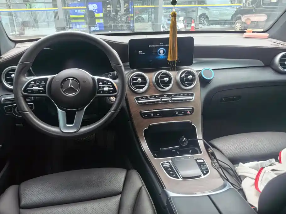 Mercedes-Benz GLC — миниатюра 12