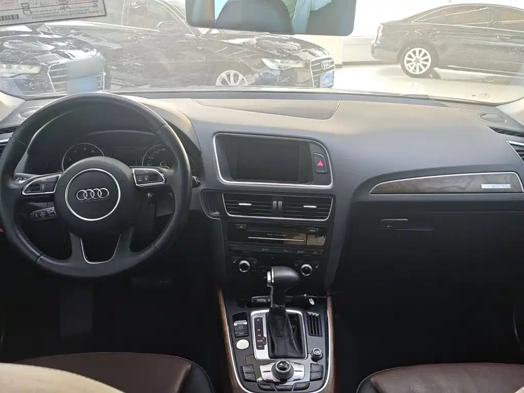 Audi Q5 — миниатюра 11