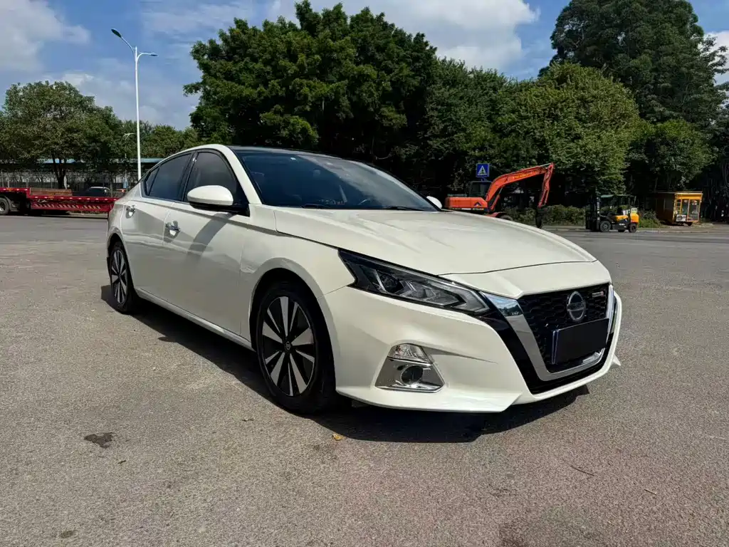 Nissan Teana — миниатюра 3