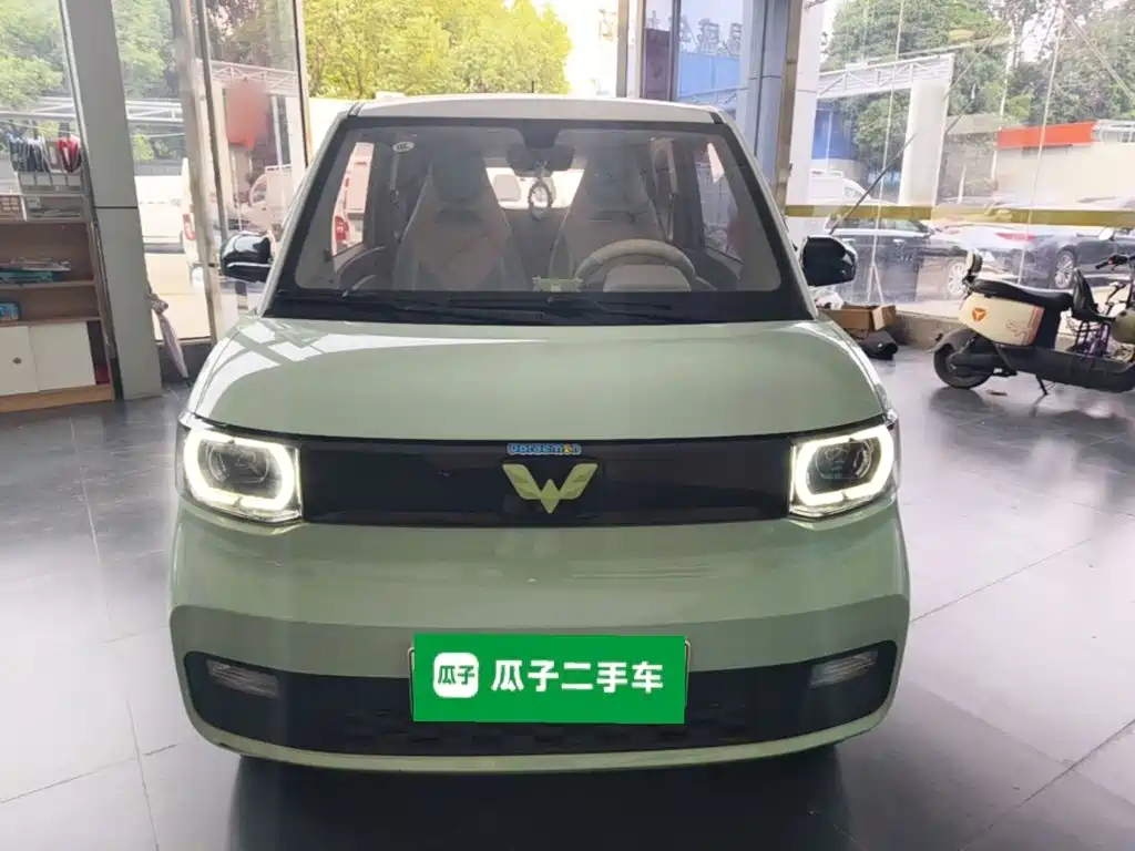 Wuling MINIEV — миниатюра 3