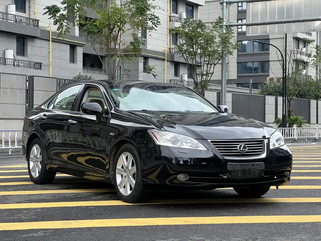 Lexus ES — миниатюра 3