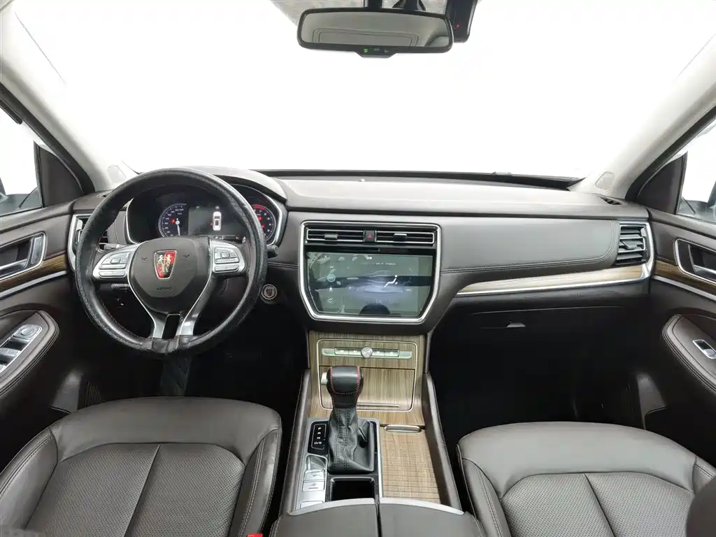 Roewe RX8 2019 30T Flagship