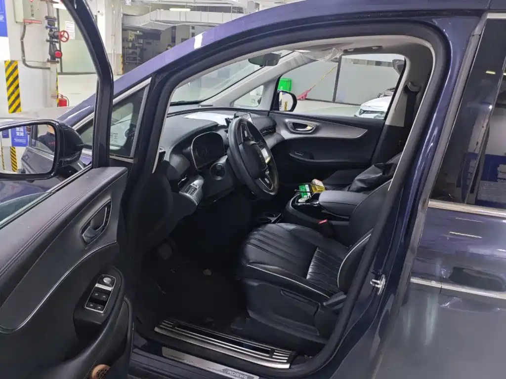 Roewe iMAX8 2023 400TGI