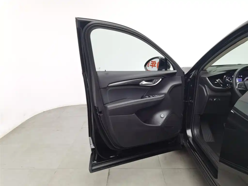 Buick Envision Plus Plus 2022 Plus 652T мест Luxury