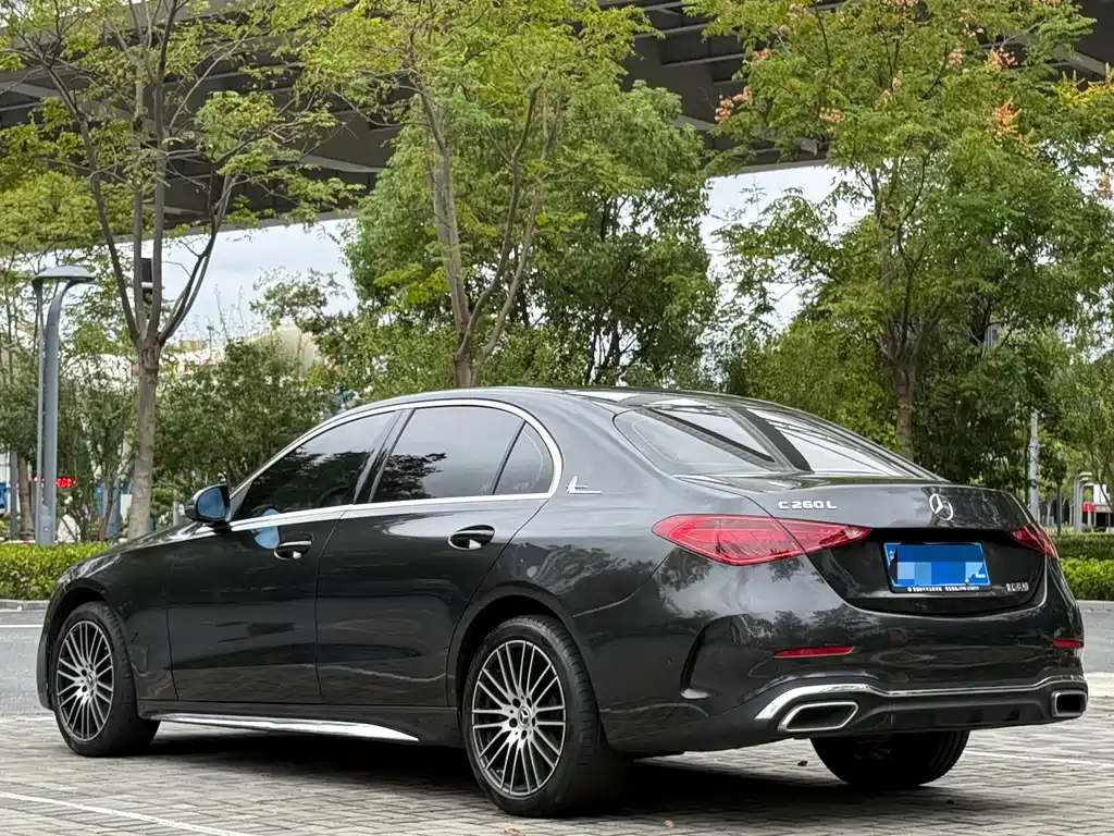 Mercedes-Benz C-Class — миниатюра 7