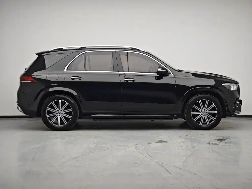 Mercedes-Benz GLE (Import) — миниатюра 14