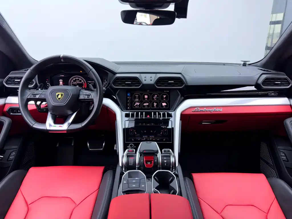 Lamborghini Urus — миниатюра 25