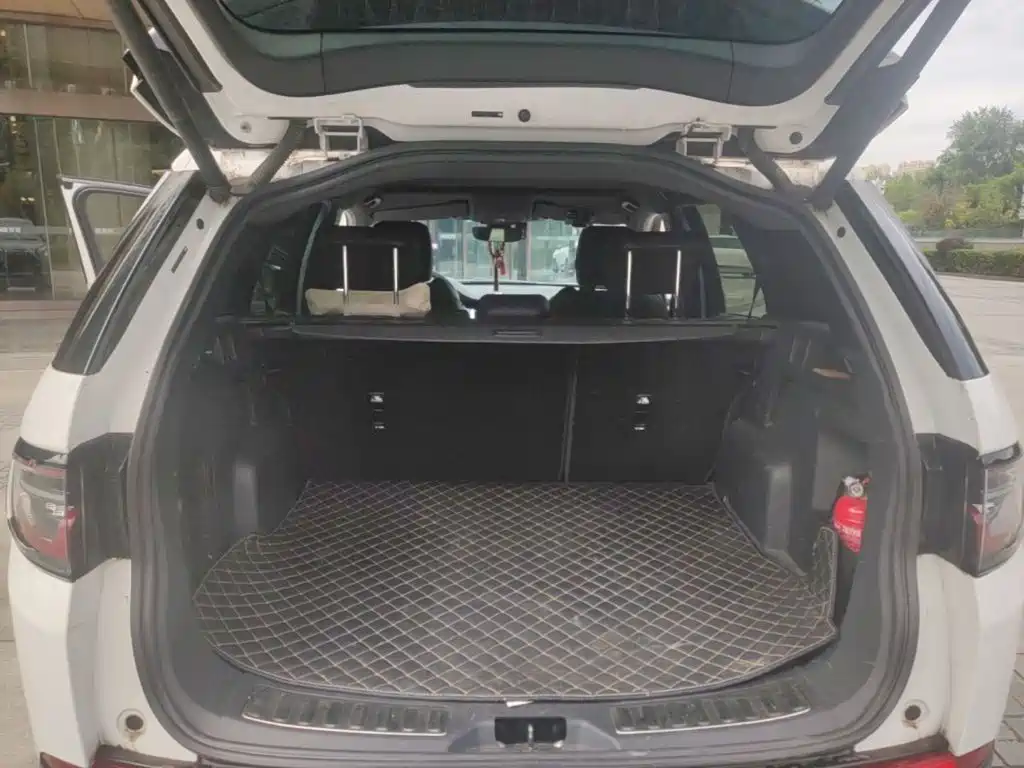 Land Rover Discovery Sport — миниатюра 21