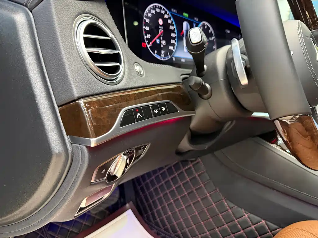 Mercedes-Benz S-Class — миниатюра 18