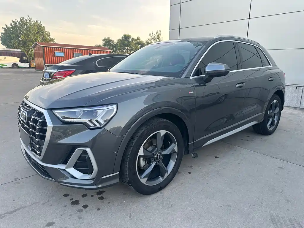Audi Q3 2023