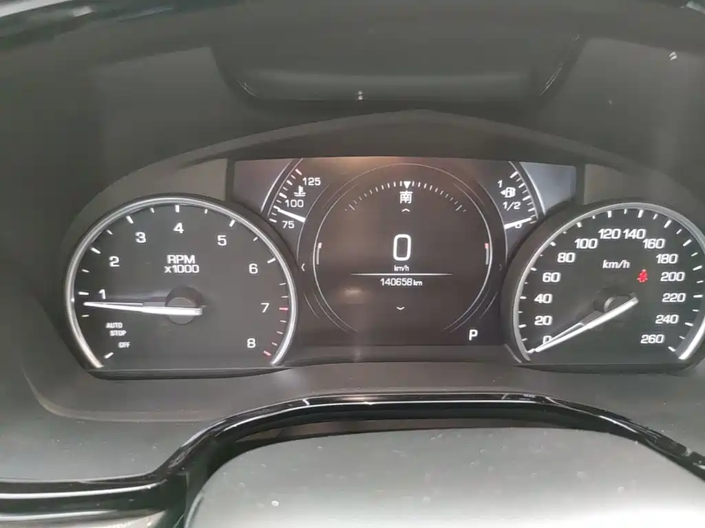 Cadillac XT5 — миниатюра 12