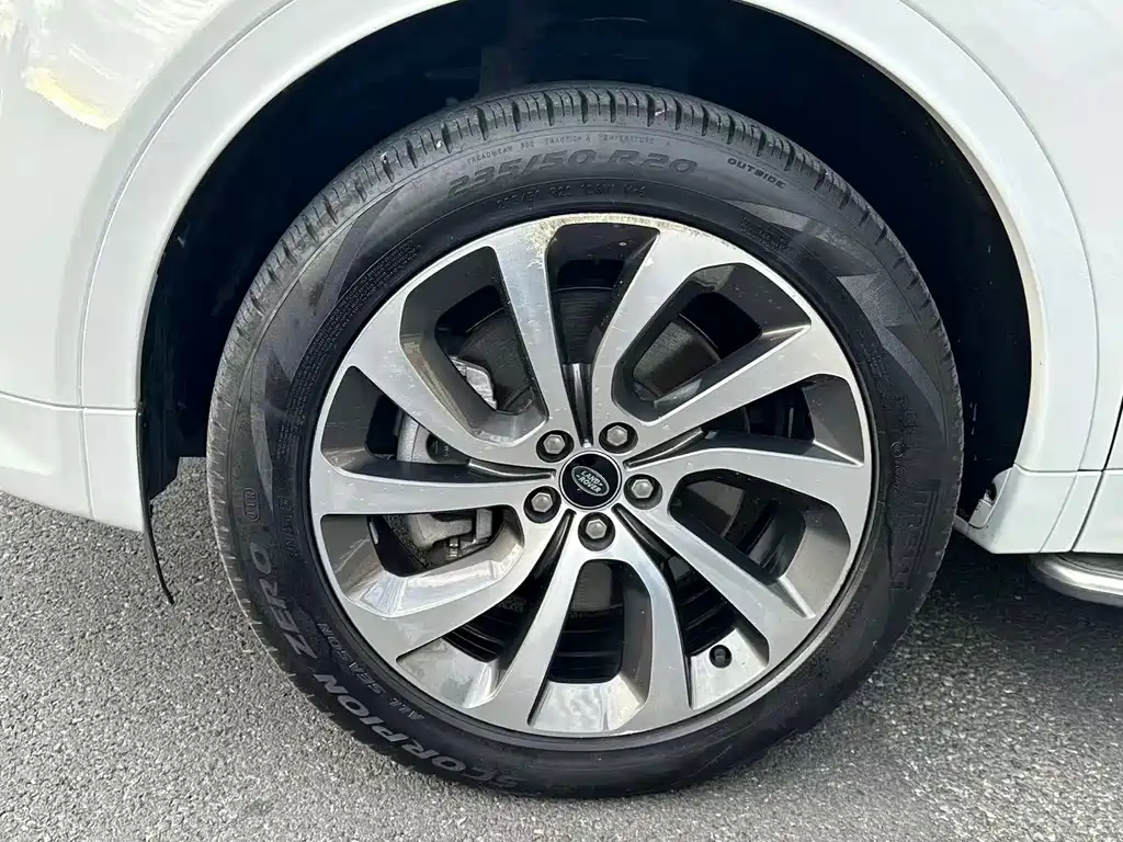Land Rover Discovery Sport — миниатюра 5