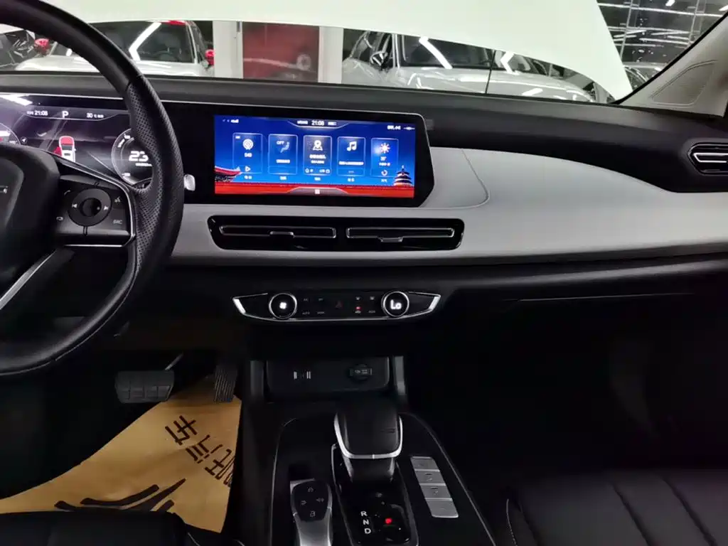 BAIC EU5 Plus — миниатюра 13
