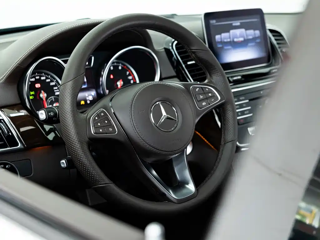 Mercedes-Benz GLS 2018 GLS 400 4MATIC