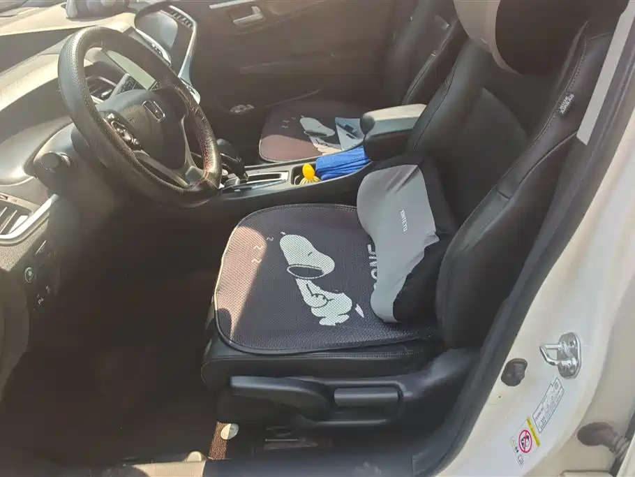 Honda Jade 2016 1.8L AT Comfort Elite 5 мест