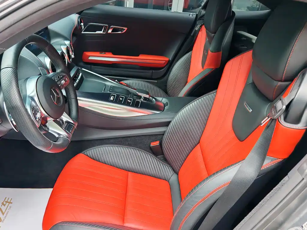 MERCEDES-BENZ AMG GT