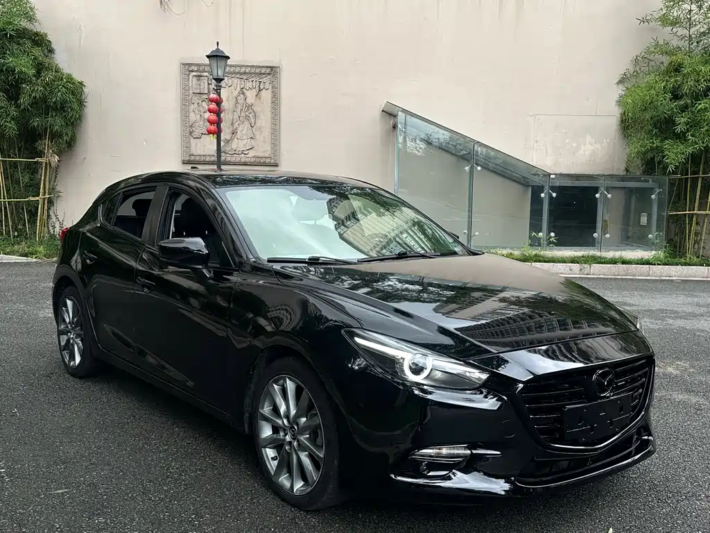 Mazda 3 Axela — миниатюра 2