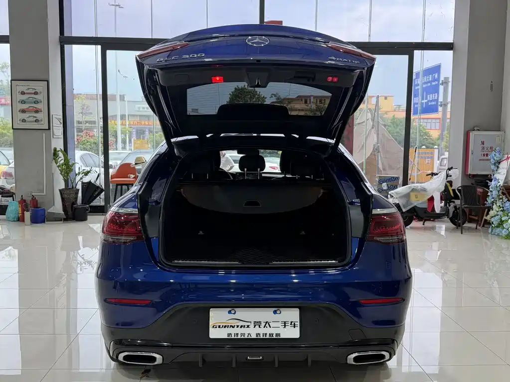 Mercedes-Benz GLC Coupe GLC 300 4MATIC Coupe SUV, фото 4