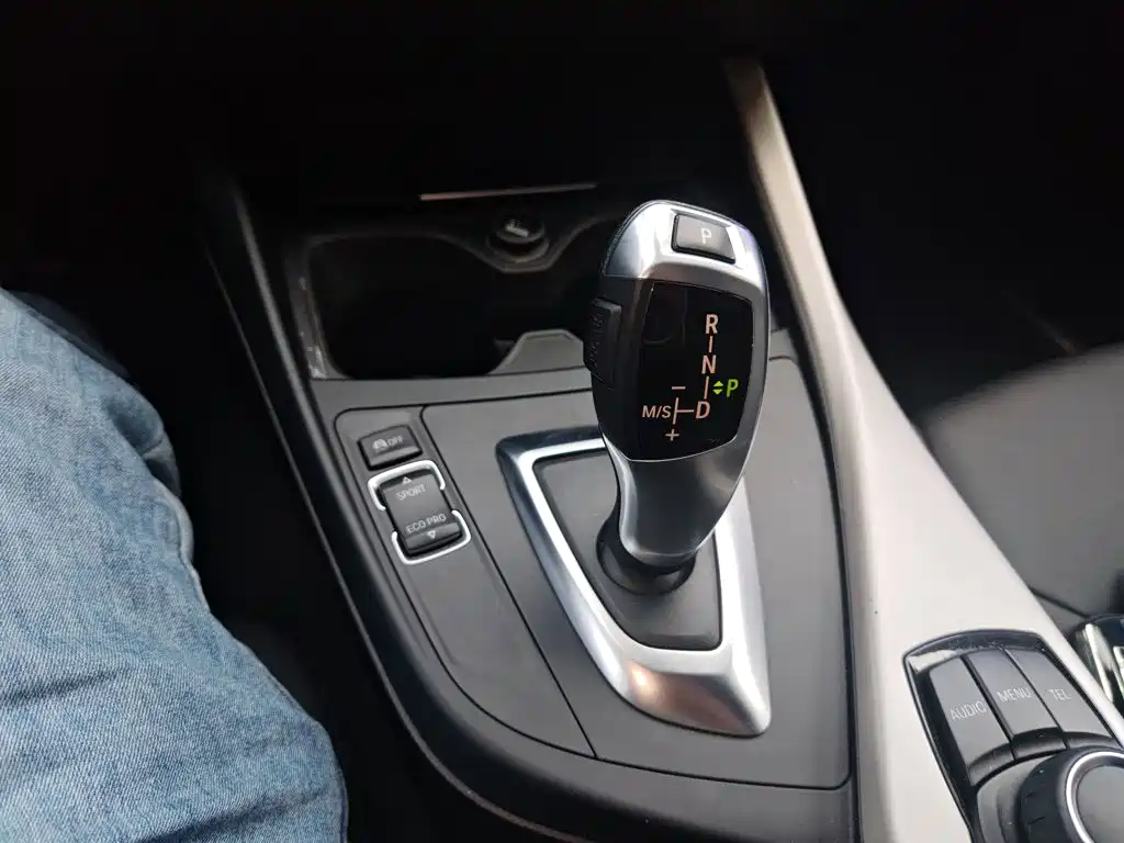 BMW 2 Series 2 2015 220i Lead