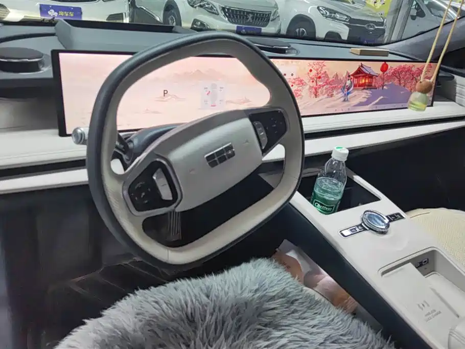 GEELY GALAXY GALAXY E8