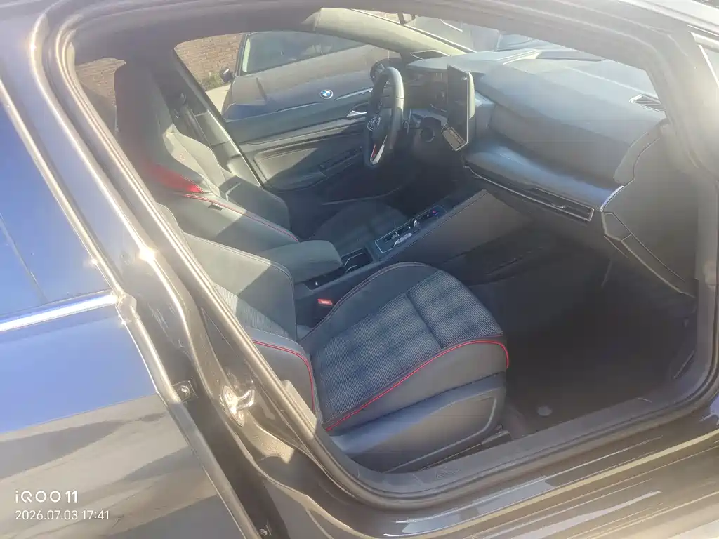 Volkswagen Golf GTI GTI 2025 380TSI DSG GTI
