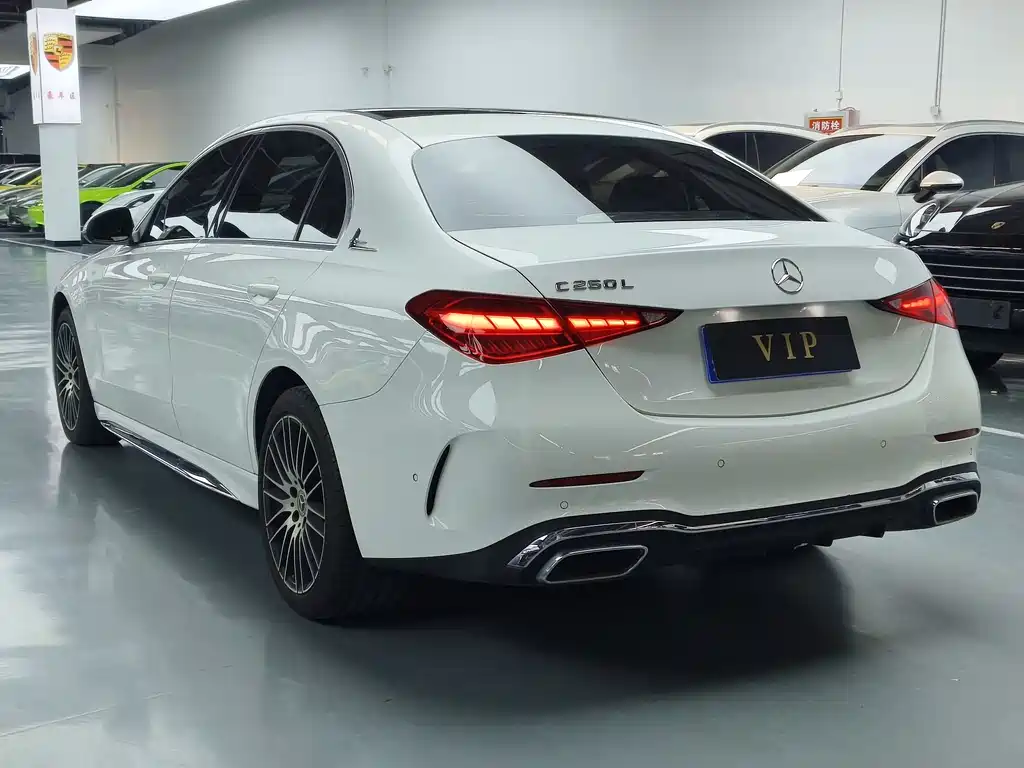 MERCEDES-BENZ C CLASS