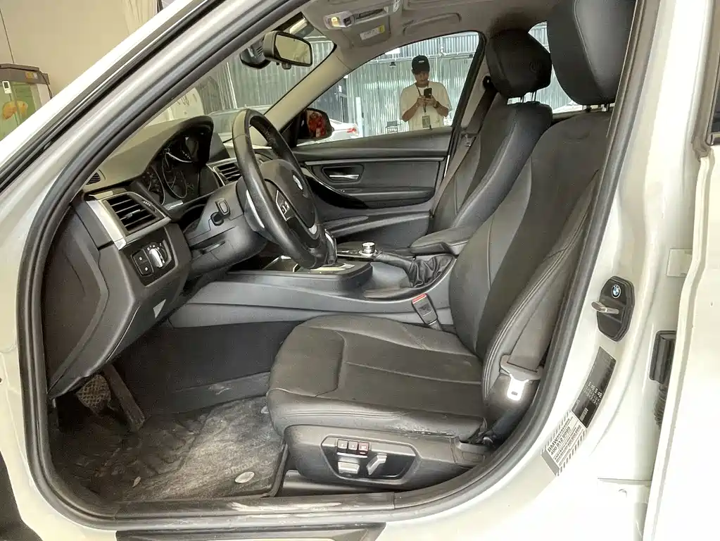 BMW 3 Series — миниатюра 14