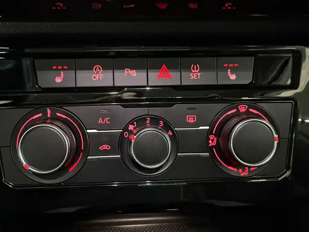 Jetta VS7 — миниатюра 11