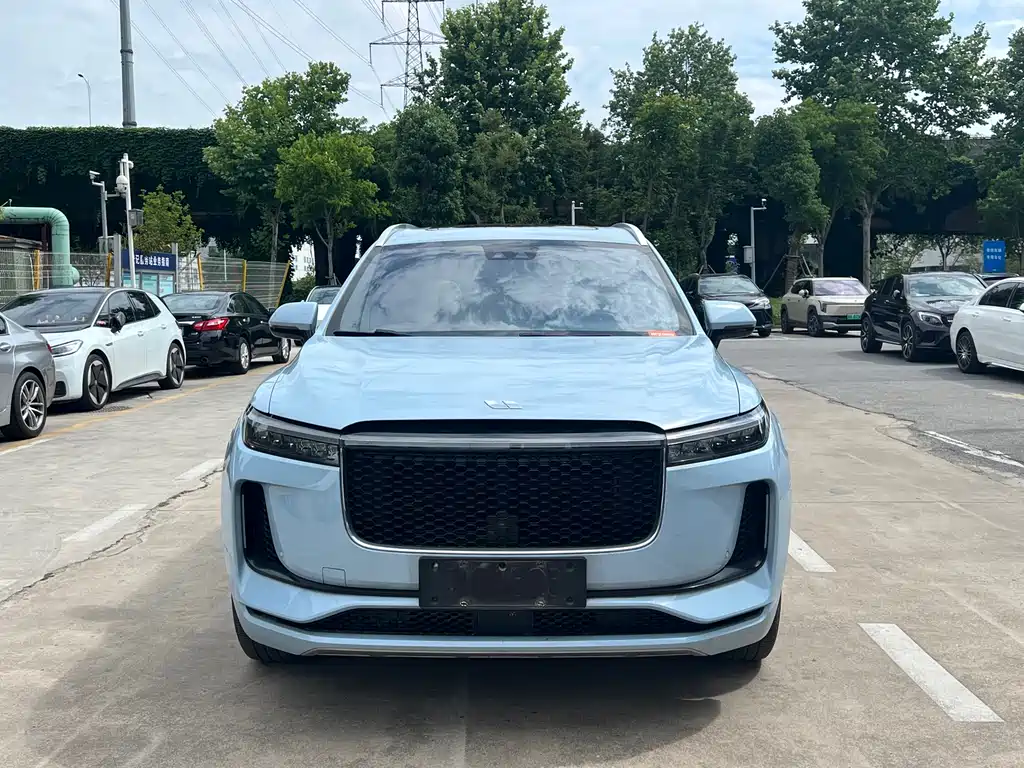 Li Auto ONE 2021 6 мест