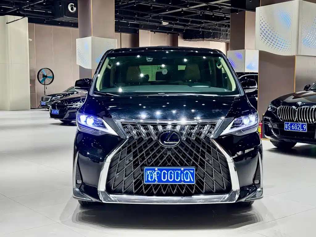 Toyota Vellfire 2021 2.5L HV Luxury