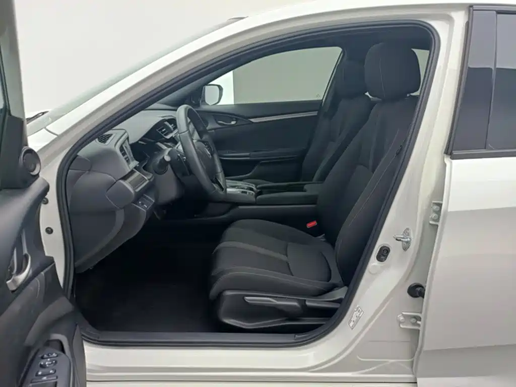 Honda Civic — миниатюра 6