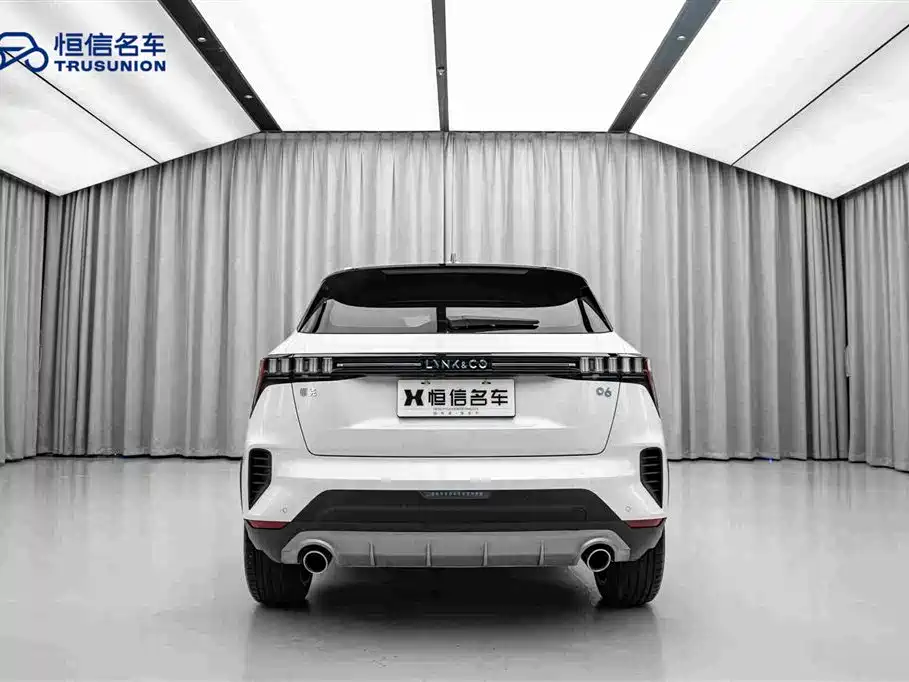 Lynk & Co 06 — миниатюра 6