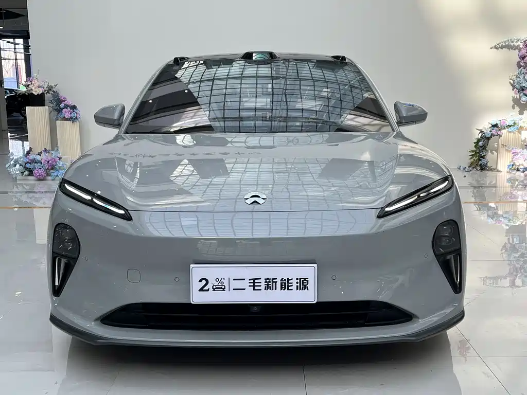 NIO NIO ET5