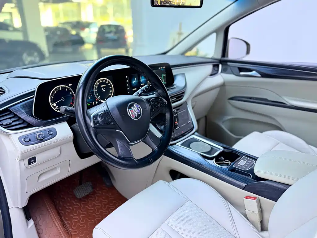 Buick GL8 — миниатюра 5