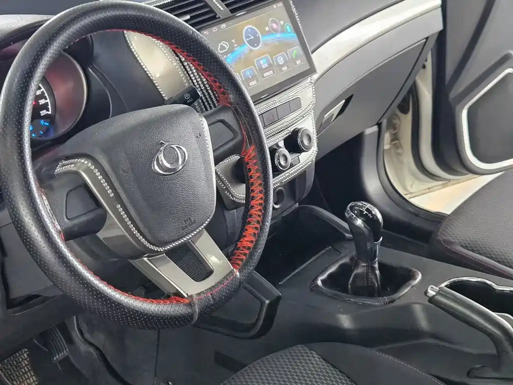 Geely GX7 — миниатюра 9