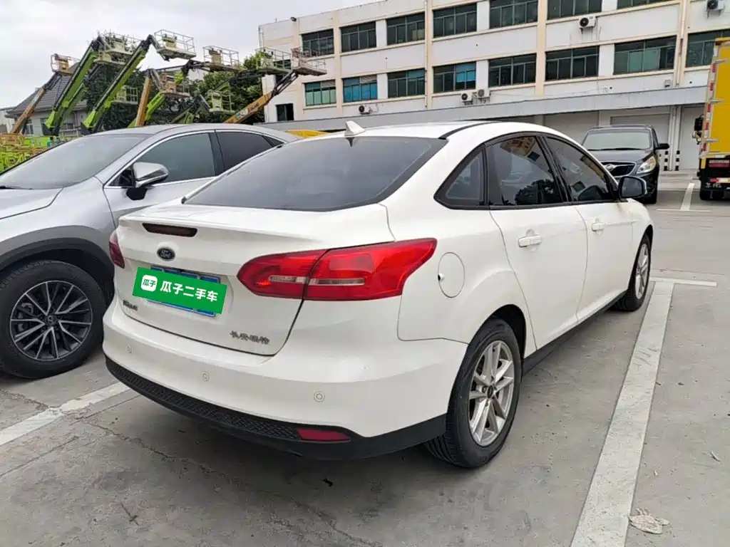 Ford Focus — миниатюра 7
