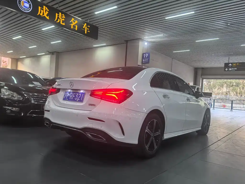 MERCEDES-BENZ A CLASS