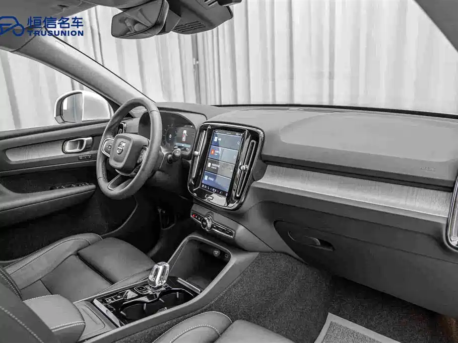 Volvo XC40 — миниатюра 14