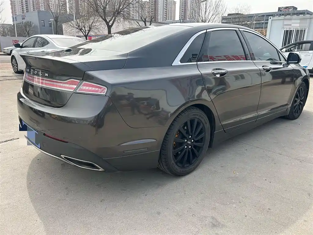 LINCOLN MKZ
