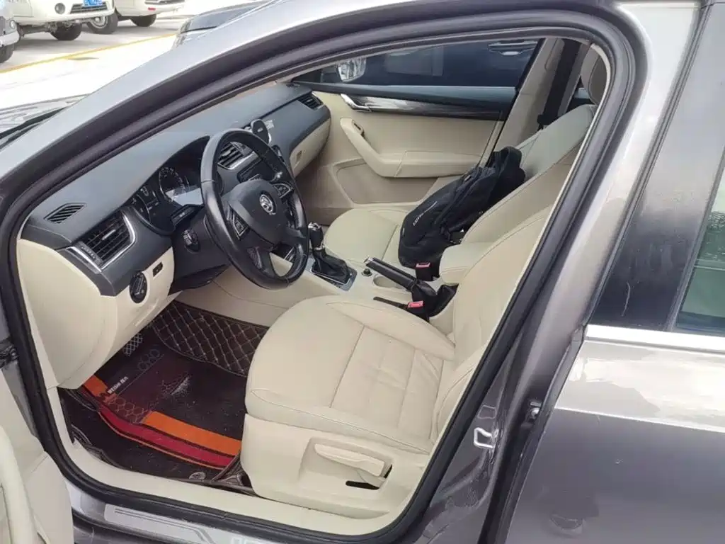Skoda Octavia — миниатюра 15