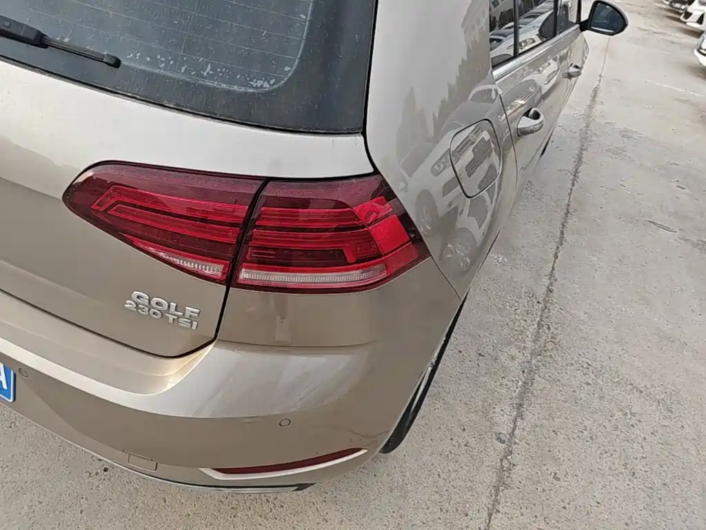Volkswagen Golf — миниатюра 8