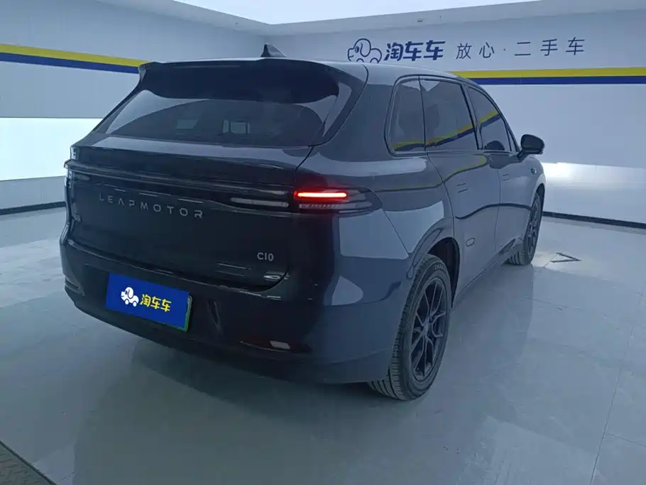 Leapmotor Leapmotor C10 — миниатюра 3