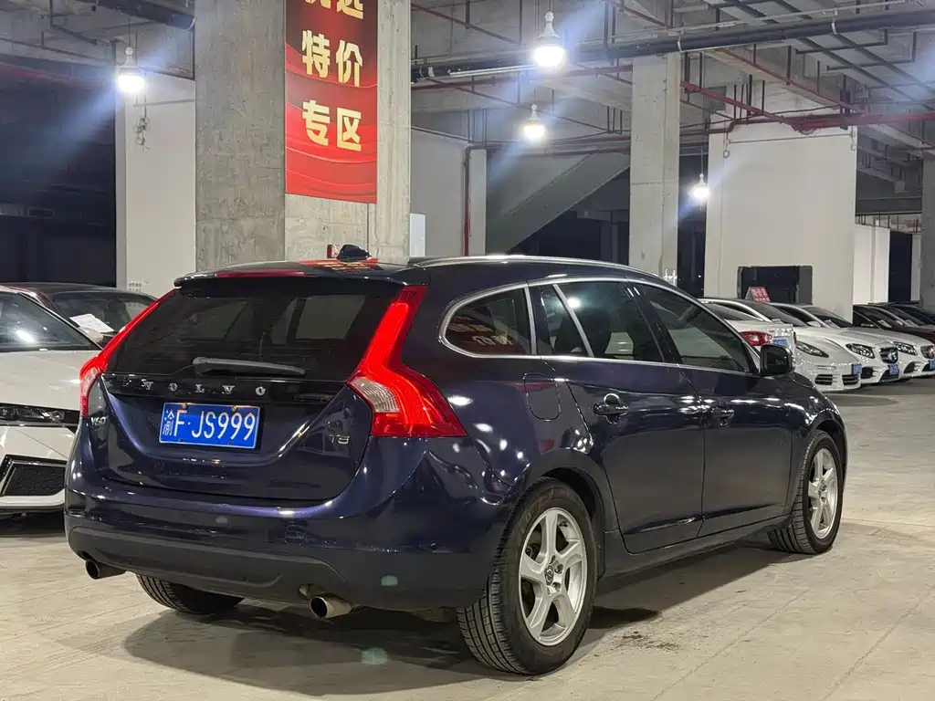 Volvo V60 — миниатюра 4