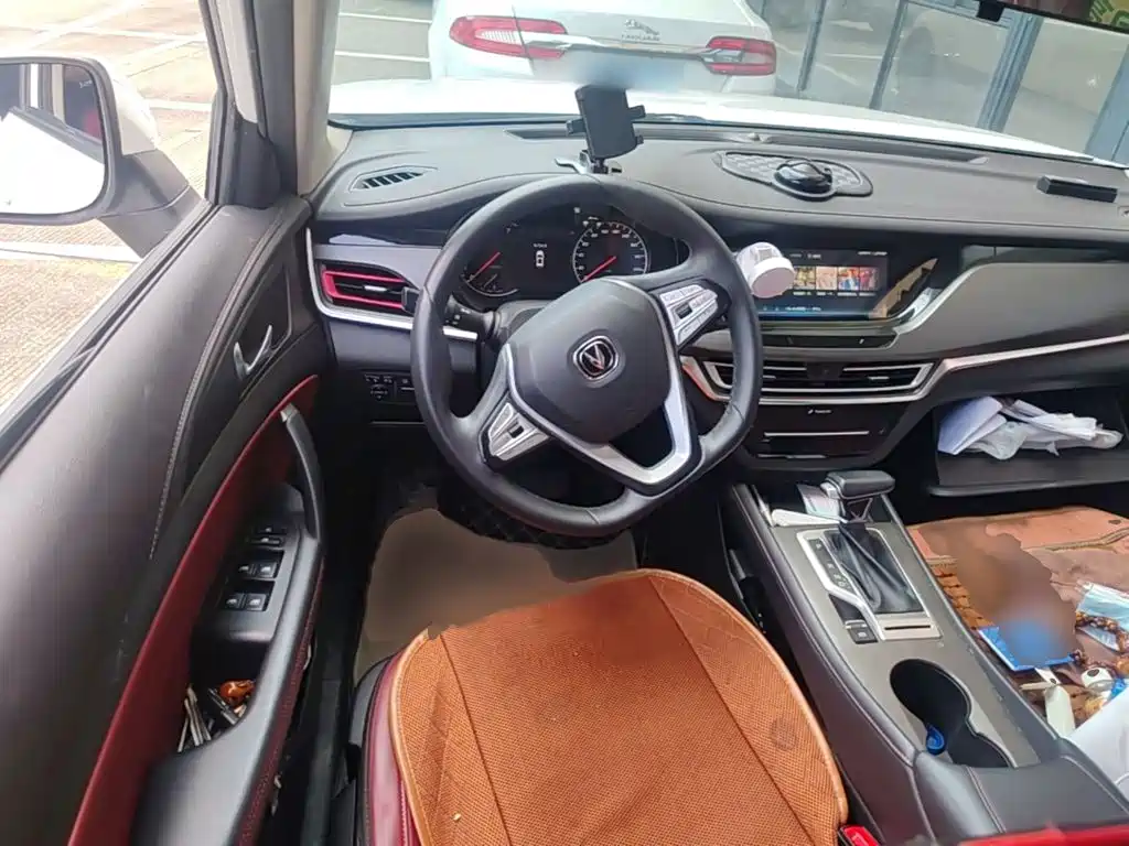 Changan CS35PLUS — миниатюра 3