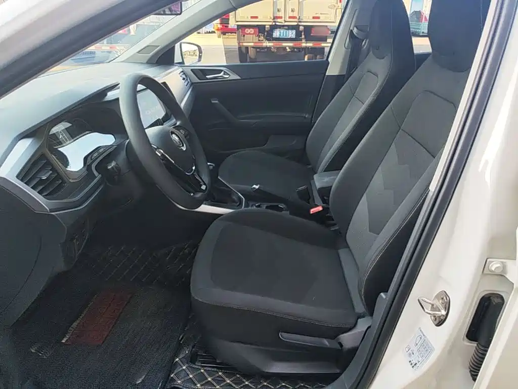 Volkswagen Polo — миниатюра 15