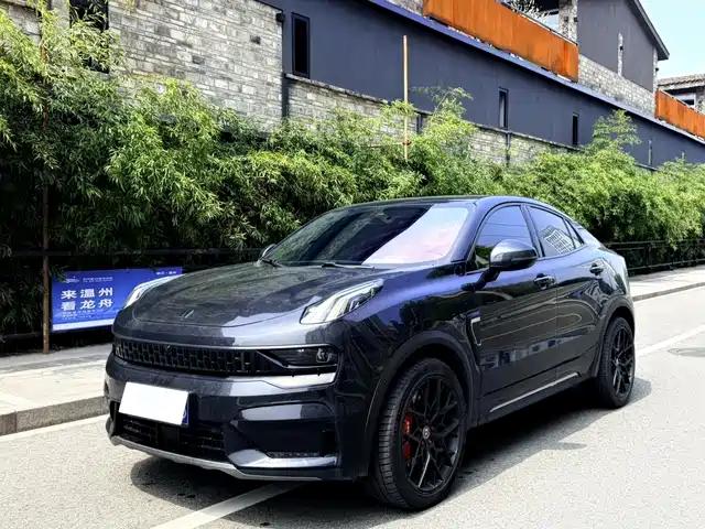 2022 Lynk & Co 05