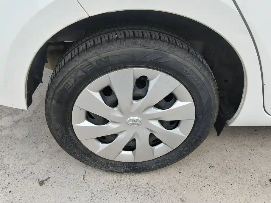 Toyota Vios FS — миниатюра 6