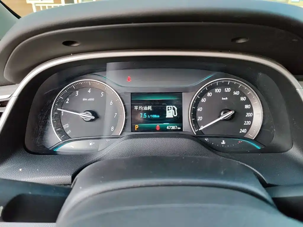 Buick Excelle — миниатюра 12