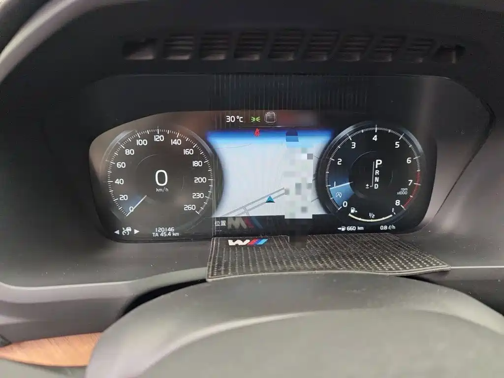 Volvo XC90 — миниатюра 4